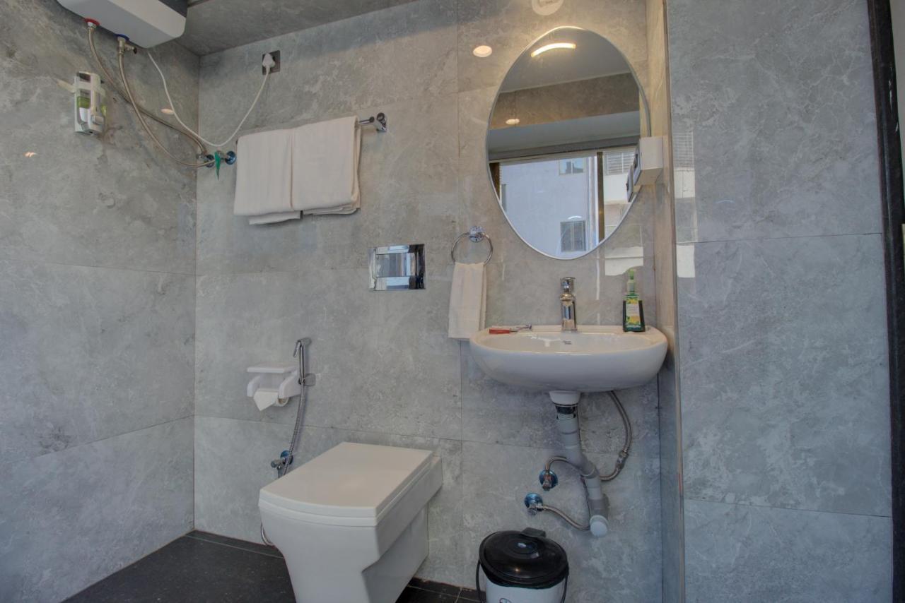 Greenstones Boutique Hotel Нашик Екстериор снимка