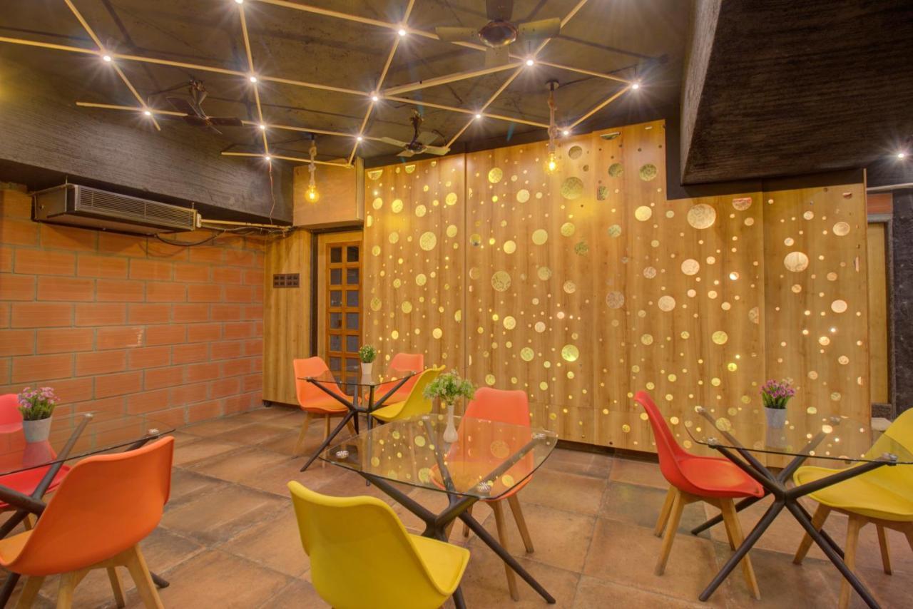 Greenstones Boutique Hotel Нашик Екстериор снимка